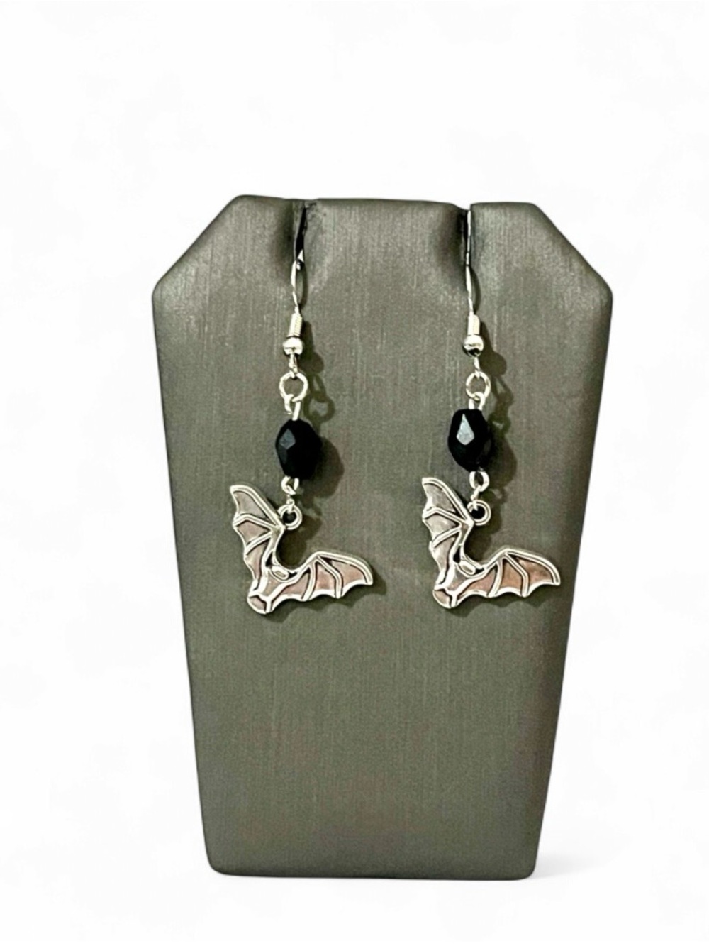 Gothic Bat Dangle Earrings Silver Tone Black Bead Spooky Halloween Vampire Goth